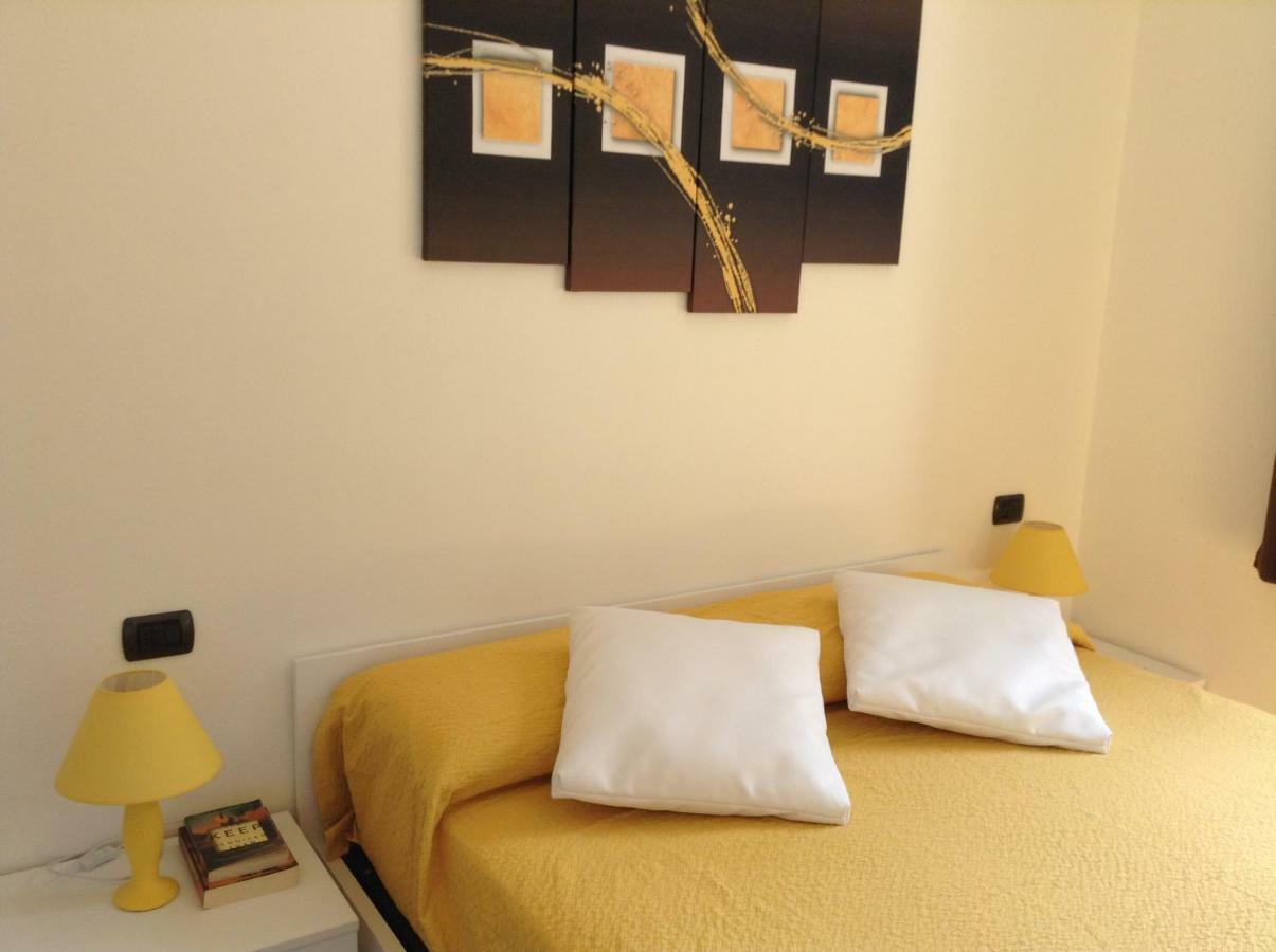 Larius Apartment Parking Carate Urio 外观 照片
