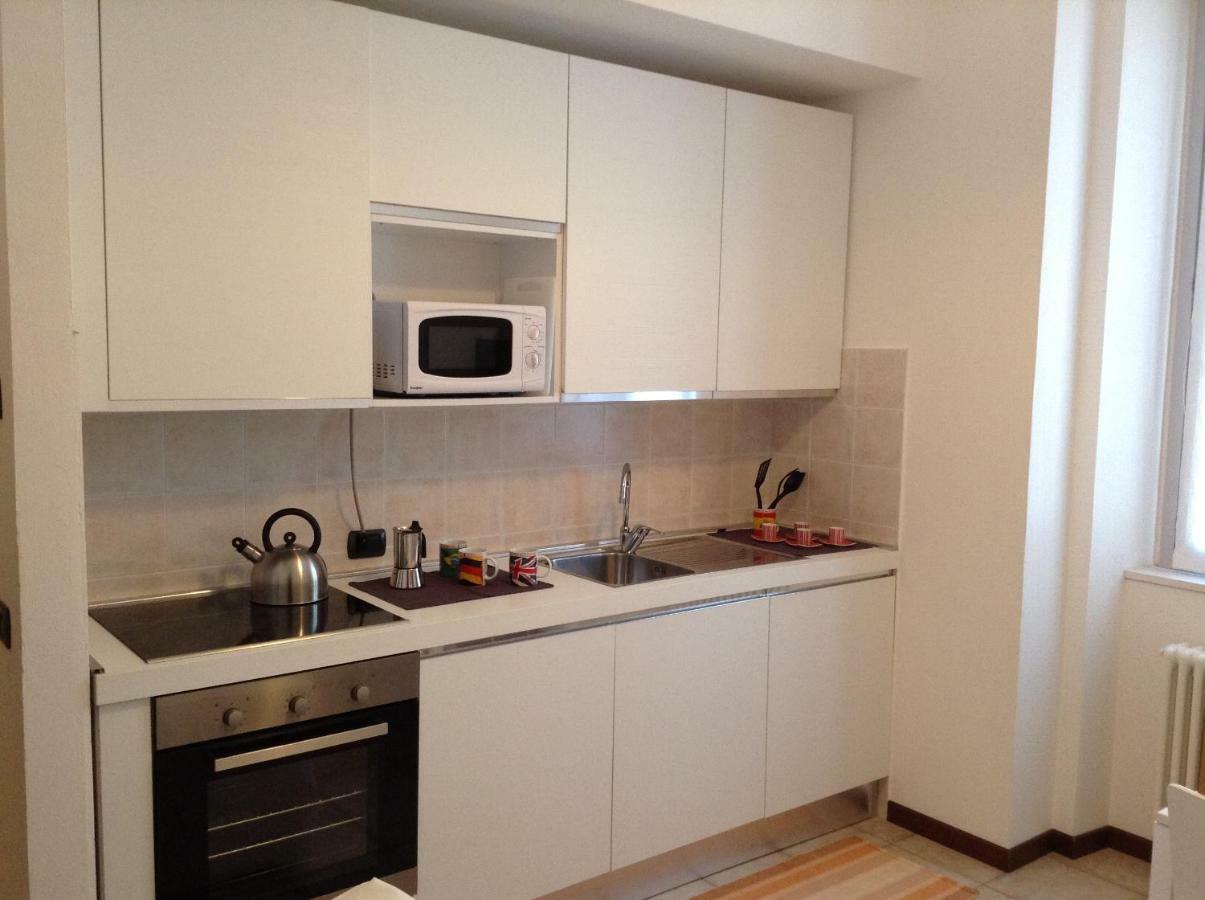 Larius Apartment Parking Carate Urio 外观 照片